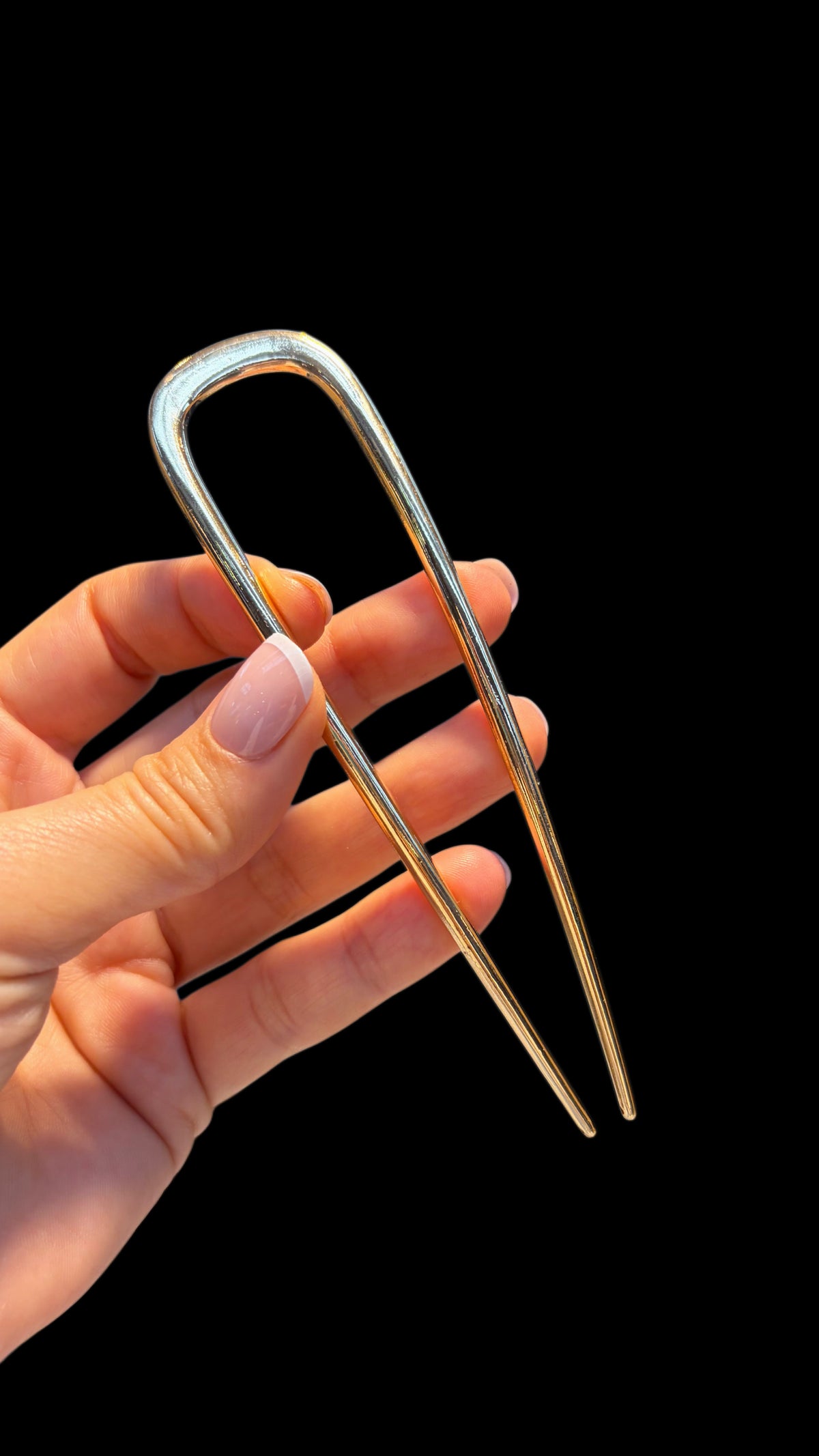 Metal Hairpin – An Elegant Finishing Touch