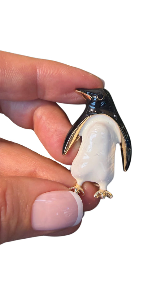 Penguin Brooch – Elegant Animal Pin