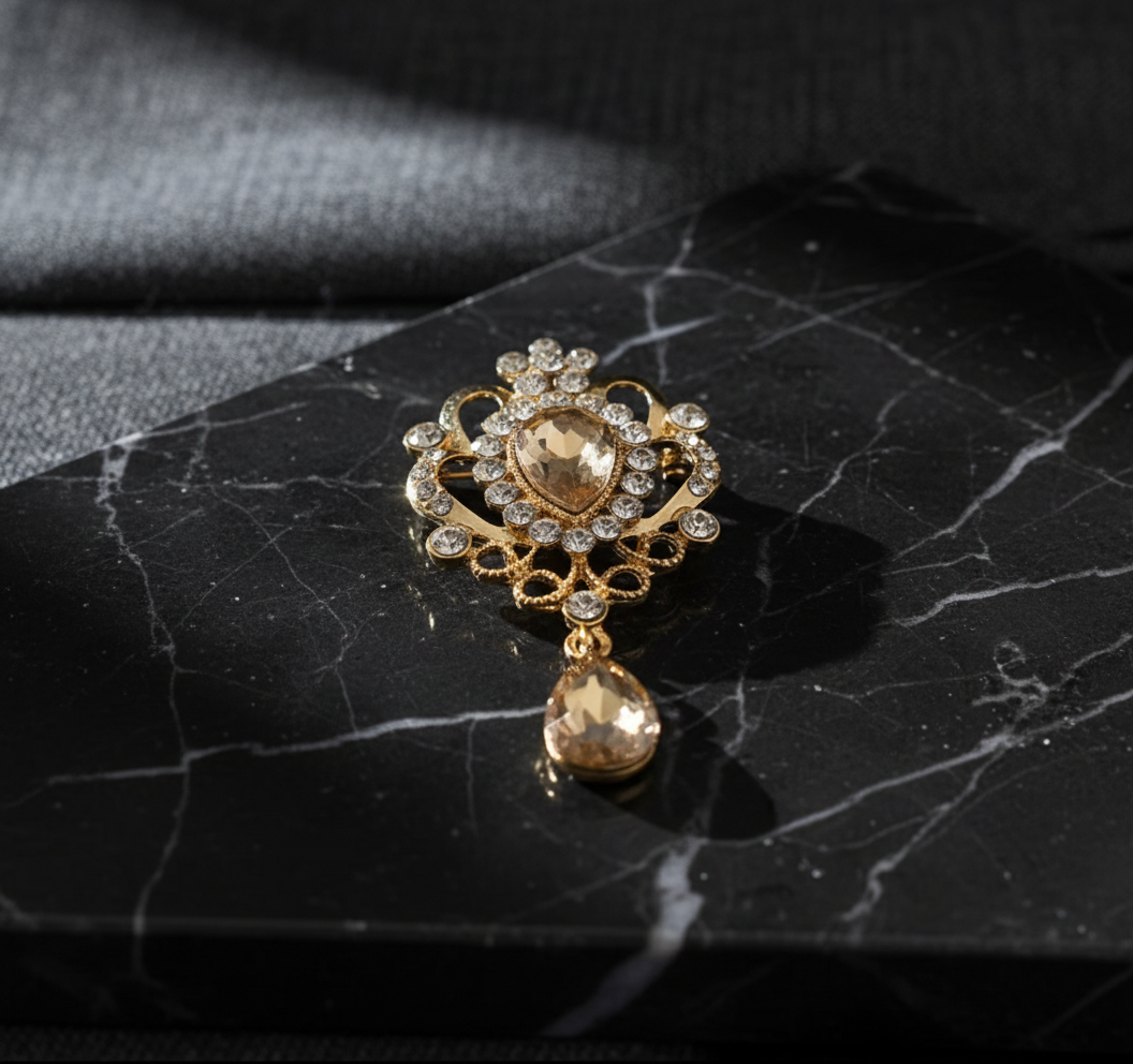 Crystal Drop Vintage Brooch image 2