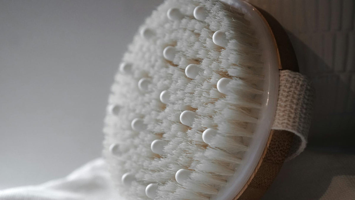 Dry & Wet Bamboo Fiber Massage Brush with Support Points for Dry Brushing image 5