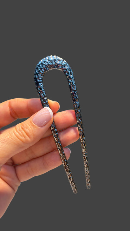 Metal U-Shaped Hair Pin – Elegant Hair Accessory