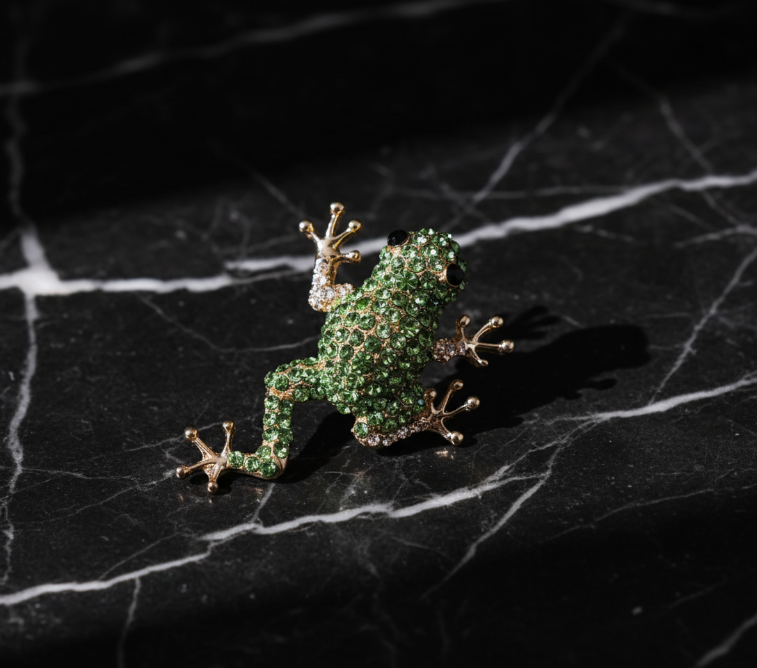 Green Crystal Frog Brooch – Statement Jewellery Accessory image 2