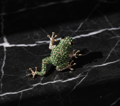 Green Crystal Frog Brooch – Statement Jewellery Accessory image 2