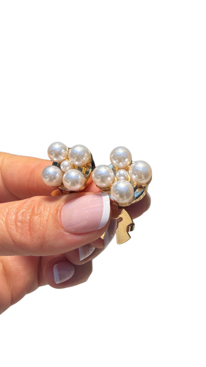 Pearl Cluster Button Cover – Gold-Tone Shirt Accessory