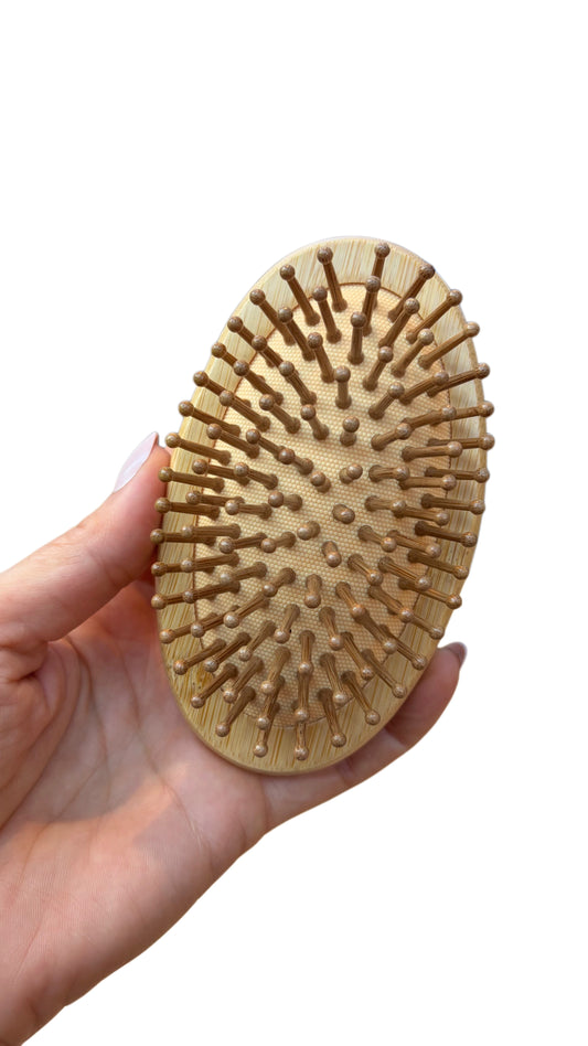 Sustainable Oval Bamboo Hairbrush – Gentle Care for Healthy Hair