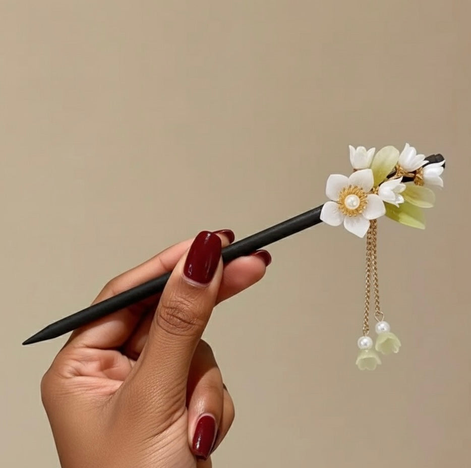 White flowers wooden hair pin image 1
