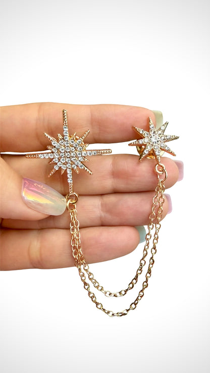 Double Stars Collar Pin - Celestial Accessory