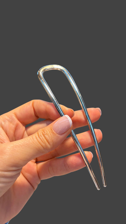 Metal Hairpin – An Elegant Finishing Touch