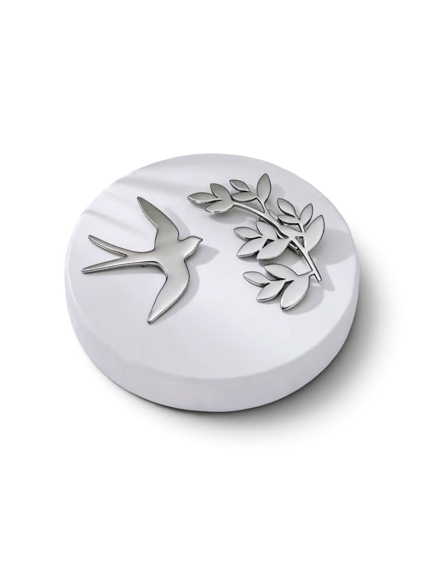 Elegant Bird and Leaf Decorative Collar Accessory
