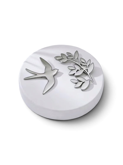 Elegant Bird and Leaf Decorative Collar Accessory