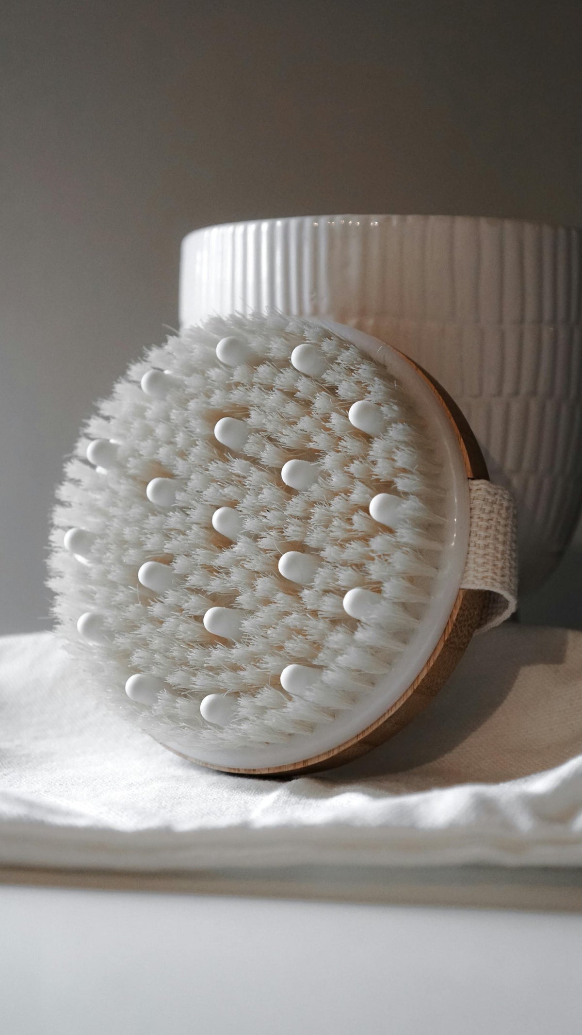 Dry & Wet Bamboo Fiber Massage Brush with Support Points for Dry Brushing image 7