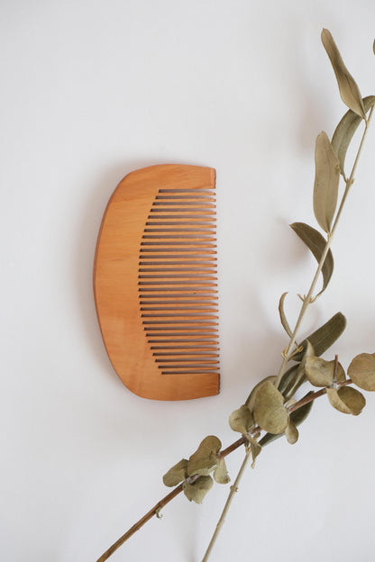 Peach wood comb image 2